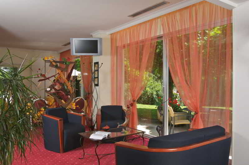 Hotel Astoria Saint-Etienne  Exteriör bild