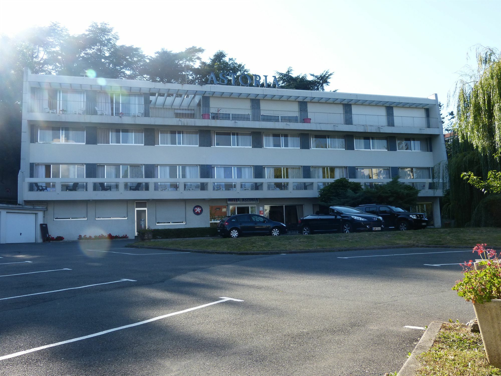Hotel Astoria Saint-Etienne  Exteriör bild