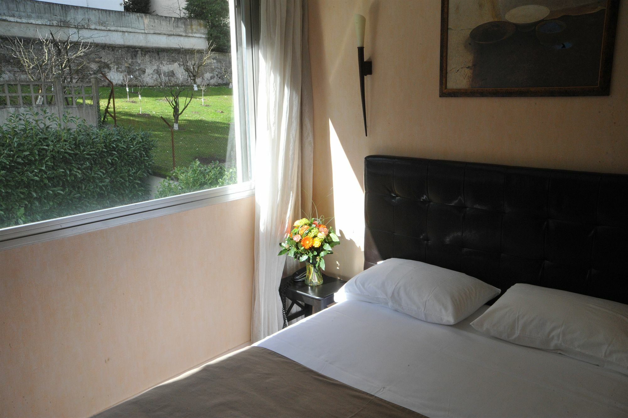 Hotel Astoria Saint-Etienne  Exteriör bild